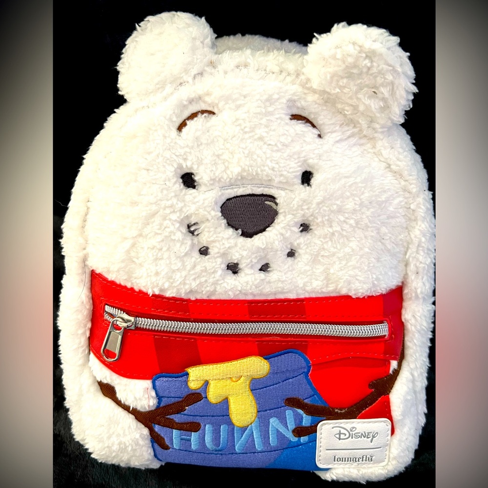 Loungefly Winnie the Pooh Backpack, NWT.